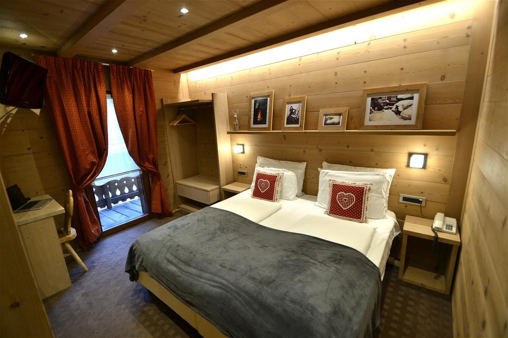 Hotel Piccolo Tibet Livigno Room photo