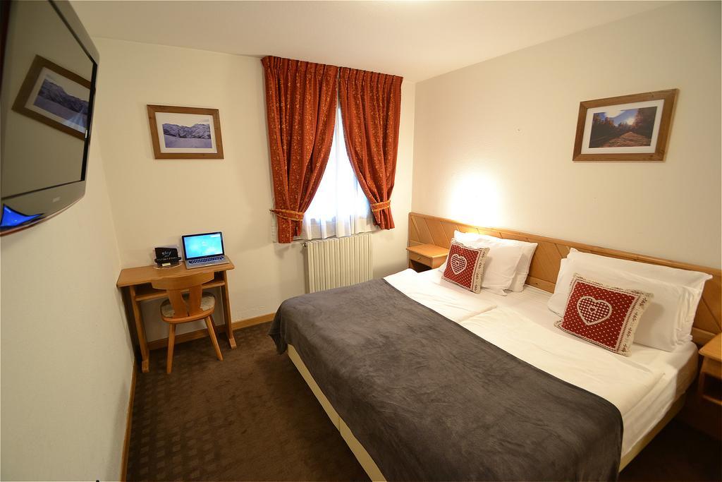 Hotel Piccolo Tibet Livigno Room photo