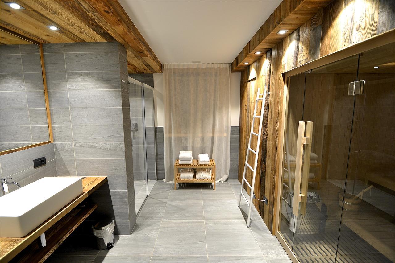 Hotel Piccolo Tibet Livigno Exterior photo